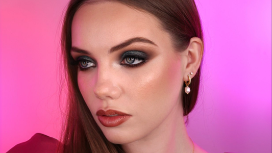 Can Mineral Foundation Give You Full Coverage? Yes, Here's How