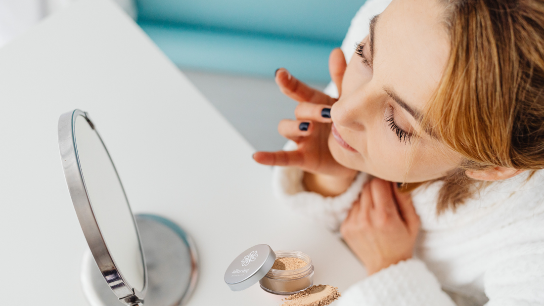 How to Apply Mineral Powder Foundation Without Looking Cakey