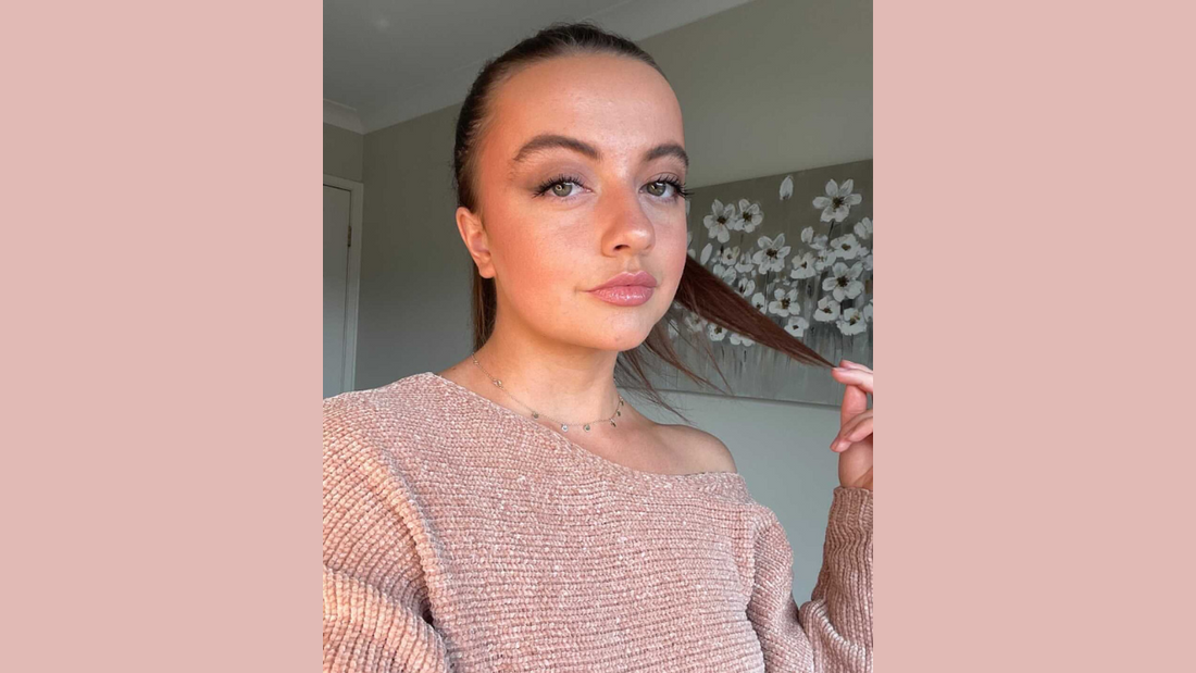 How to apply Mineral Makeup - Natural to Glam - Alluring Minerals