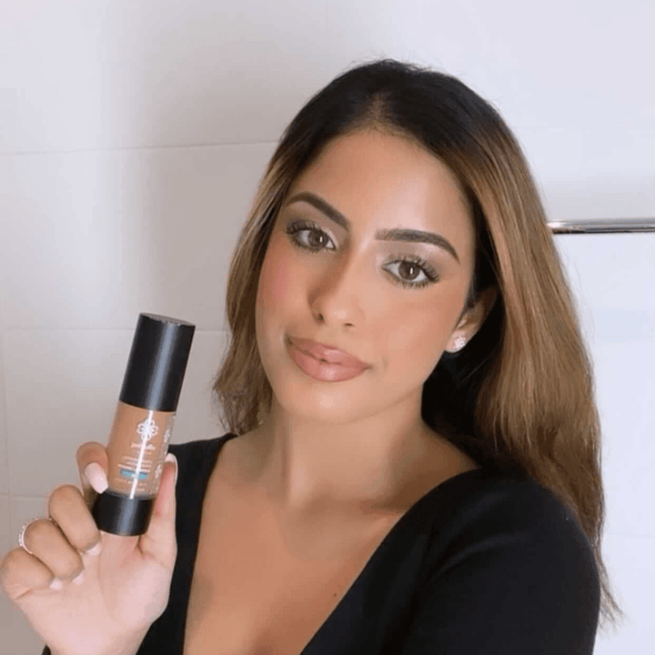 Liquid Mineral Foundation - Alluring Minerals
